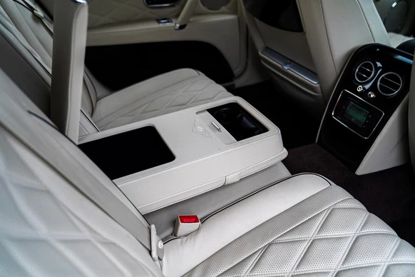 Bentley Flying Spur - Afbeelding 29 van 30