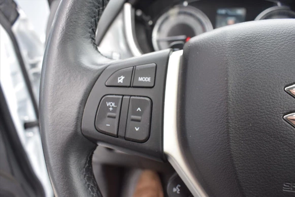 Suzuki Vitara - Afbeelding 25 van 30