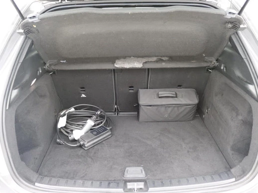 Mercedes-Benz GLA - Afbeelding 27 van 30