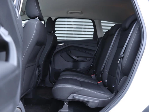 Ford Kuga - Afbeelding 6 van 24