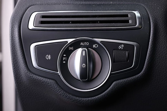 Mercedes-Benz C-Klasse - Afbeelding 14 van 30
