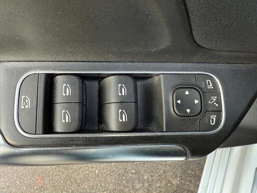 Mercedes-Benz B-Klasse - Afbeelding 18 van 30