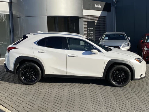 Lexus UX - Afbeelding 2 van 29