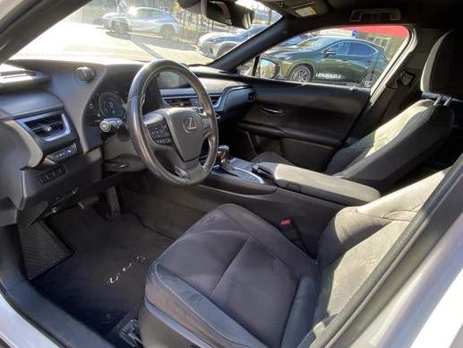 Lexus UX - Afbeelding 11 van 29