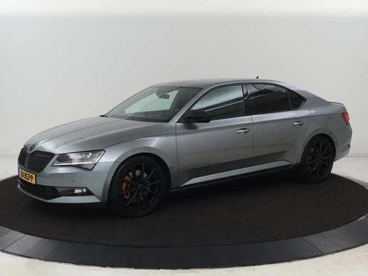 Škoda Superb - Afbeelding 1 van 30