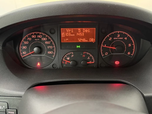 Peugeot Boxer - Afbeelding 9 van 24