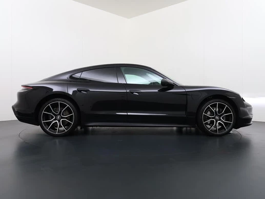 Porsche Taycan - Afbeelding 8 van 30