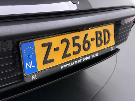 Porsche Taycan - Afbeelding 10 van 30