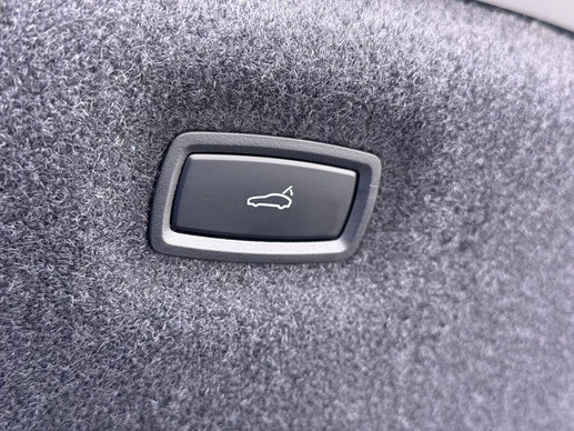 Porsche Taycan - Afbeelding 12 van 30