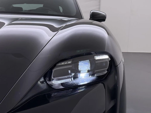 Porsche Taycan - Afbeelding 14 van 30