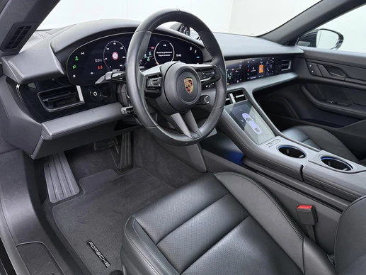 Porsche Taycan - Afbeelding 17 van 30