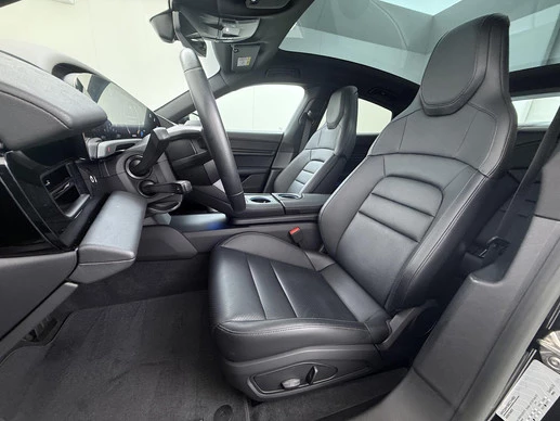 Porsche Taycan - Afbeelding 18 van 30