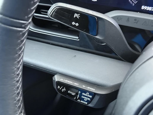 Porsche Taycan - Afbeelding 27 van 30