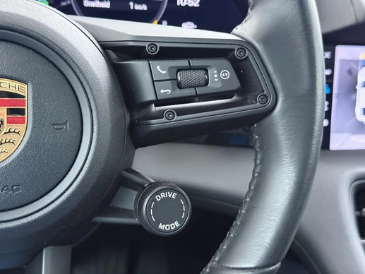 Porsche Taycan - Afbeelding 30 van 30