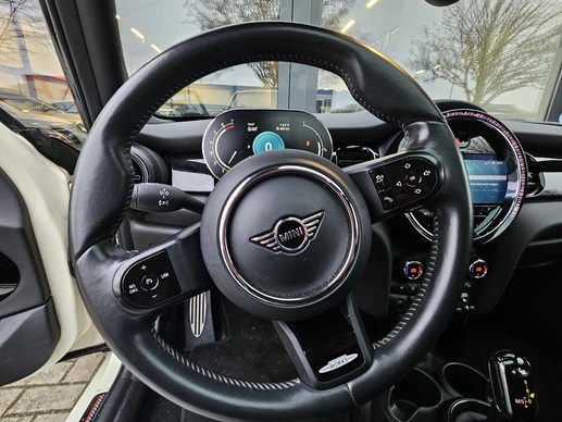 MINI Cooper - Afbeelding 18 van 27