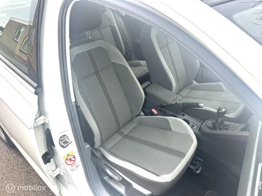 Volkswagen Polo - Afbeelding 9 van 30