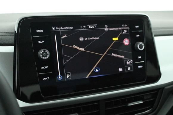 Volkswagen T-Roc - Afbeelding 19 van 30