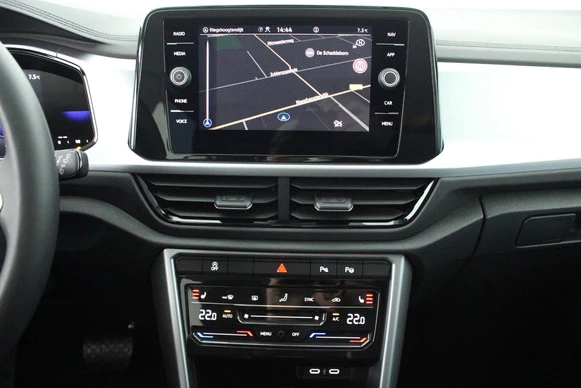 Volkswagen T-Roc - Afbeelding 14 van 30