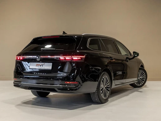 Volkswagen Passat - Afbeelding 2 van 30