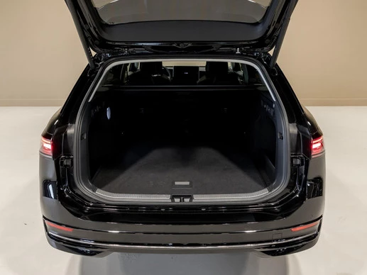 Volkswagen Passat - Afbeelding 19 van 30