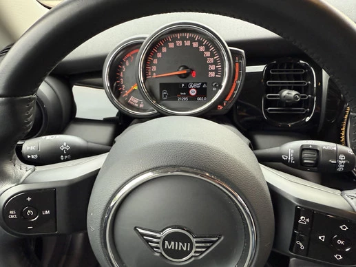 MINI Cooper - Afbeelding 18 van 30