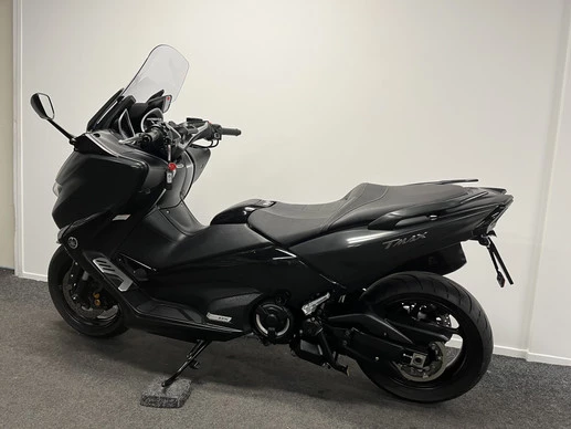 Yamaha T-MAX - Afbeelding 14 van 21