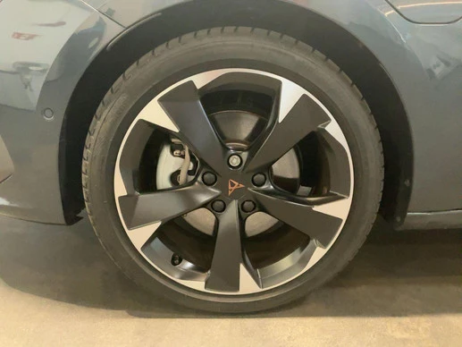 CUPRA Leon Sportstourer - Afbeelding 3 van 11