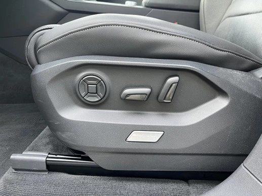 Volkswagen Touareg - Afbeelding 9 van 30