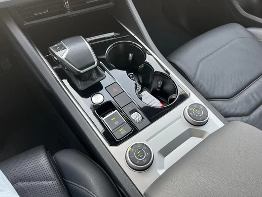 Volkswagen Touareg - Afbeelding 17 van 30