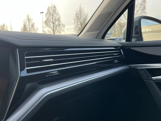 Volkswagen Touareg - Afbeelding 26 van 30