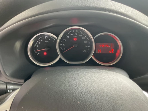 Dacia Logan - Afbeelding 17 van 24