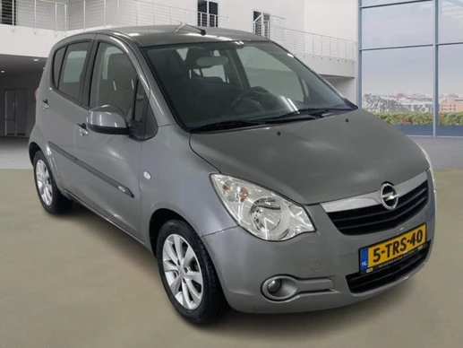 Opel Agila - Afbeelding 2 van 26