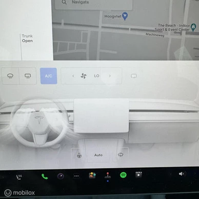 Tesla Model 3 - Afbeelding 15 van 23