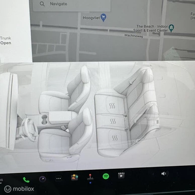 Tesla Model 3 - Afbeelding 16 van 23