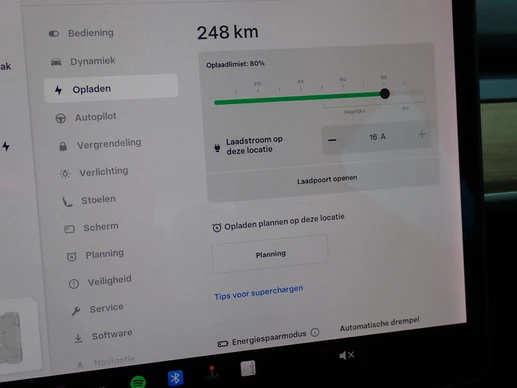 Tesla Model 3 - Afbeelding 16 van 30