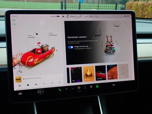 Tesla Model 3 - Afbeelding 24 van 30