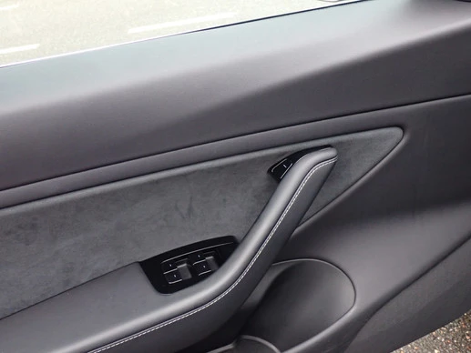 Tesla Model 3 - Afbeelding 29 van 30