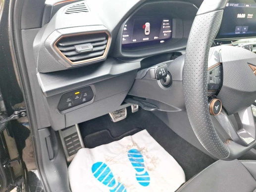 CUPRA Leon Sportstourer - Afbeelding 16 van 18