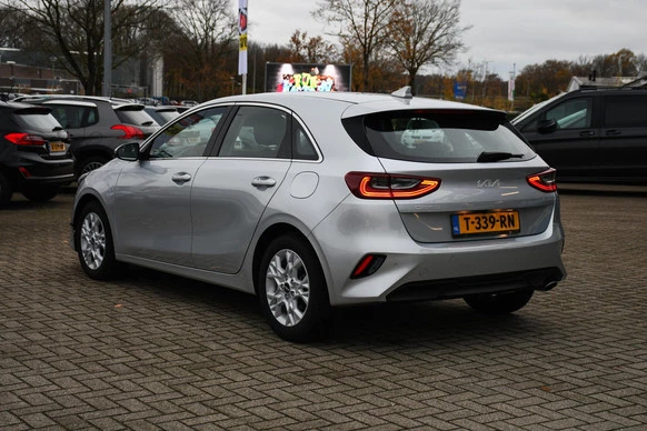 Kia Ceed - Afbeelding 8 van 30