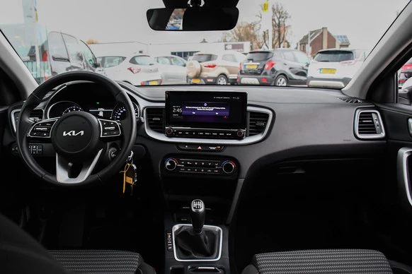 Kia Ceed - Afbeelding 13 van 30