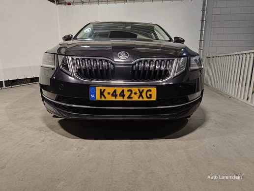 Škoda Octavia - Afbeelding 2 van 25
