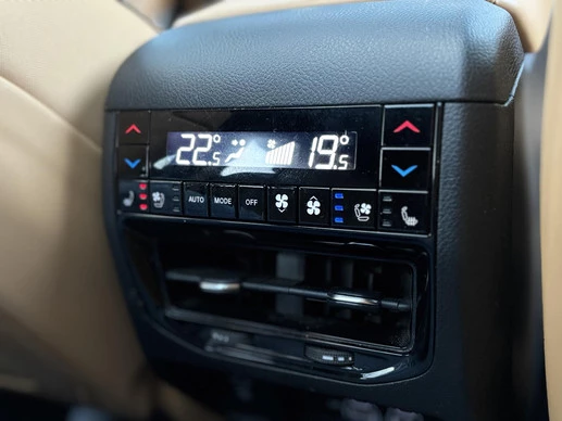 Jeep Grand Cherokee - Afbeelding 12 van 17