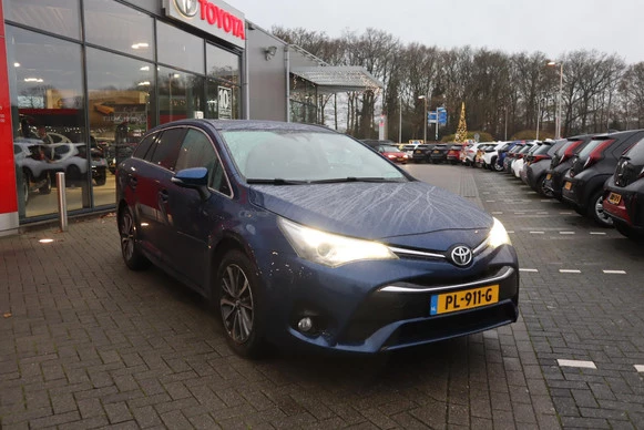 Toyota Avensis - Afbeelding 9 van 30
