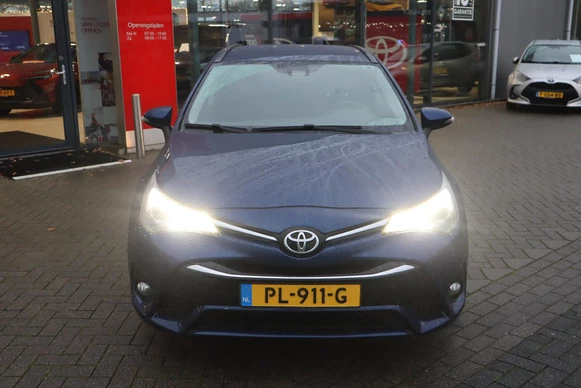 Toyota Avensis - Afbeelding 10 van 30