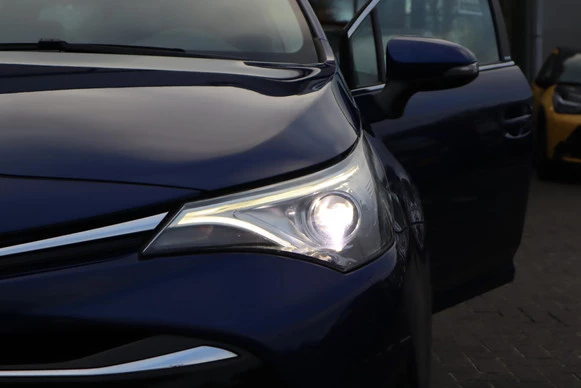 Toyota Avensis - Afbeelding 11 van 30
