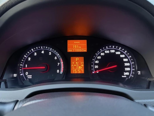 Toyota Avensis - Afbeelding 10 van 30