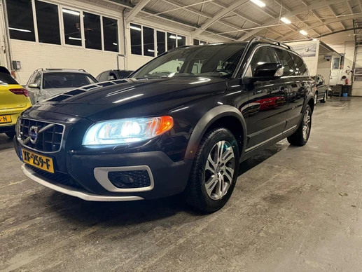 Volvo XC70 - Afbeelding 1 van 18
