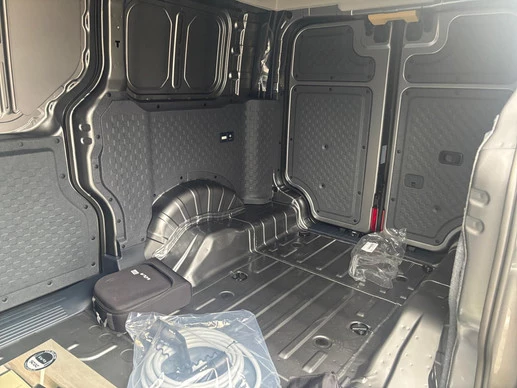 Kia PV5 - Afbeelding 15 van 29