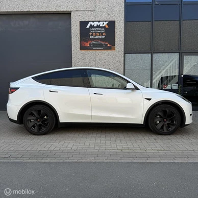 Tesla Model Y - Afbeelding 2 van 23