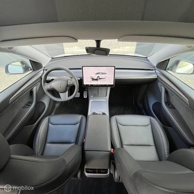 Tesla Model Y - Afbeelding 11 van 23